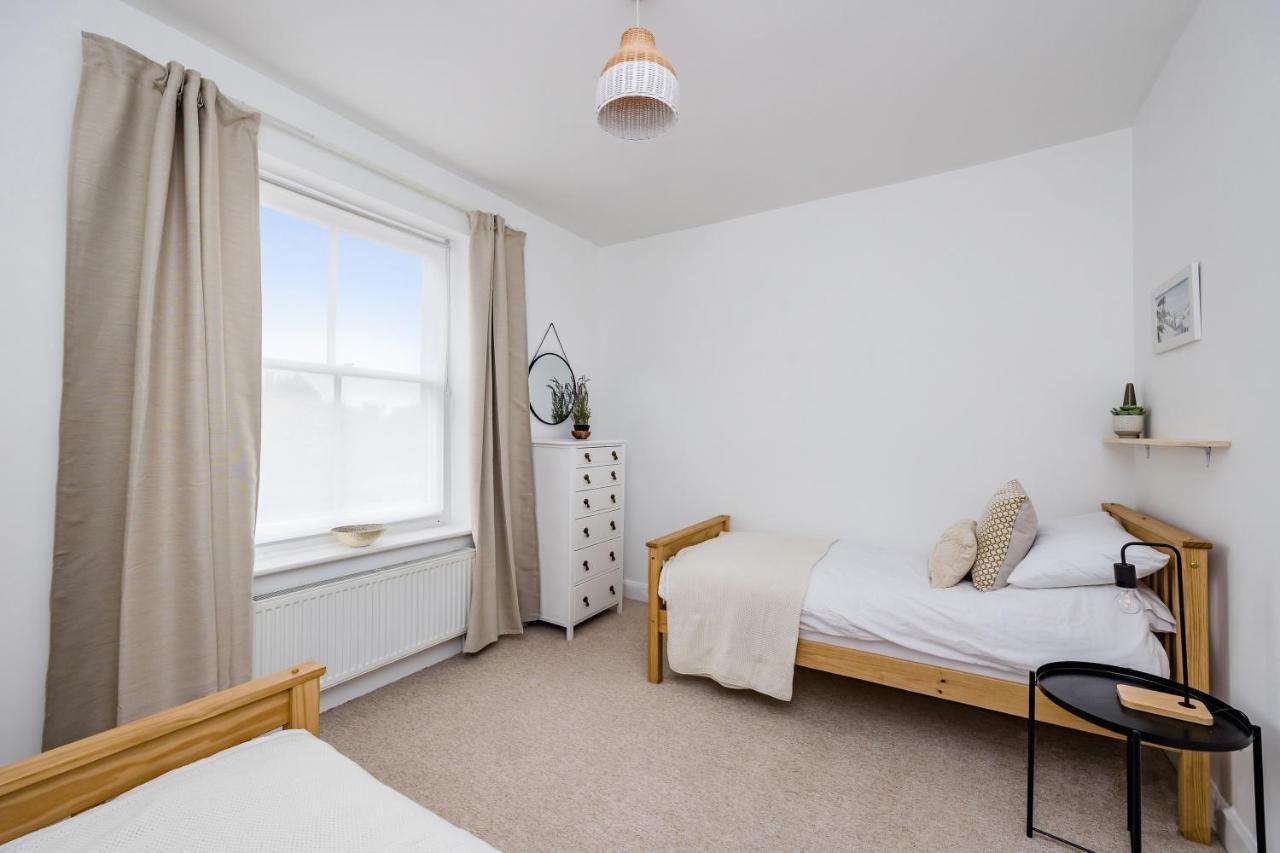 Ascot House Apartment Hurstpierpoint Exterior photo